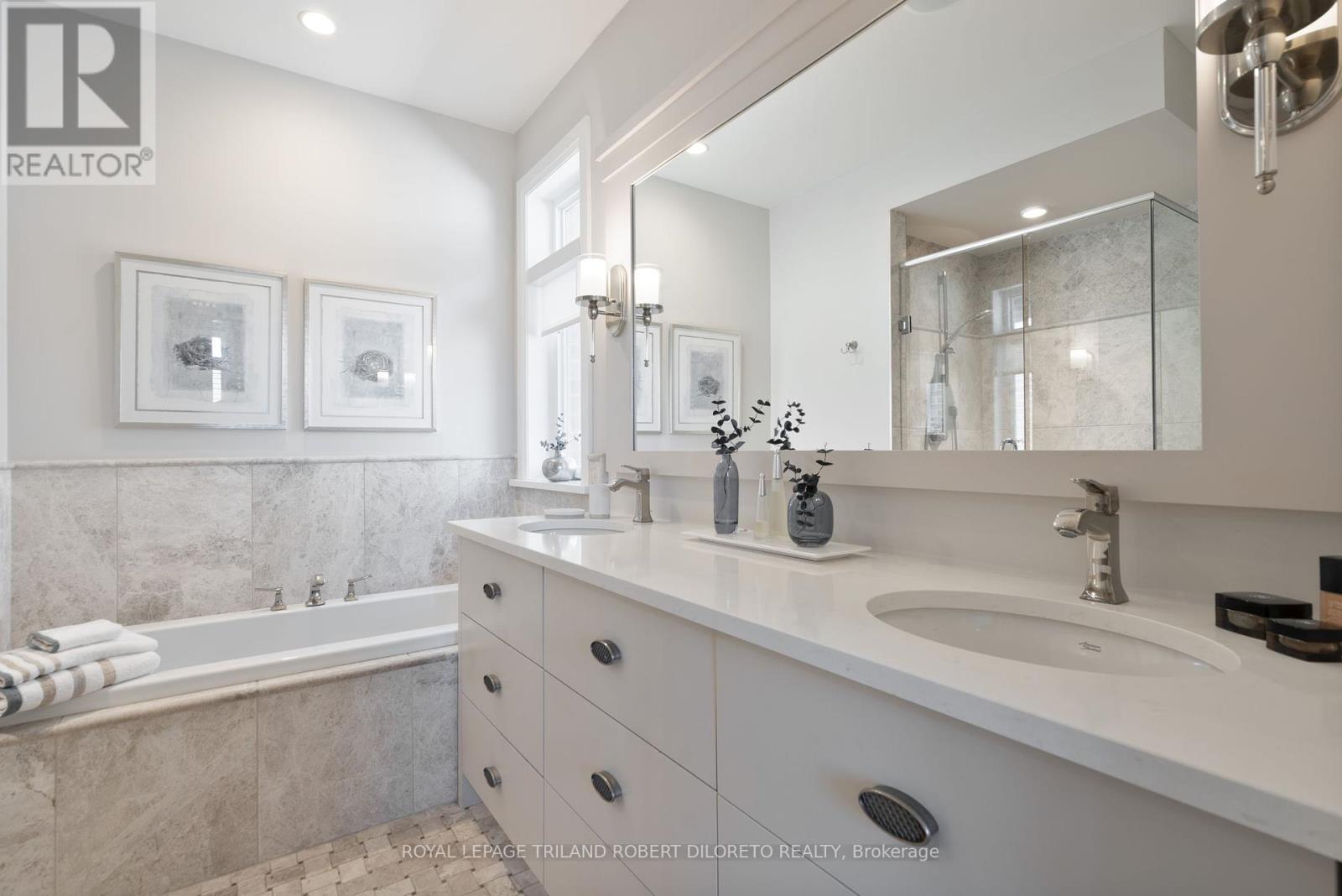 Photo 7 of 29 for 2276 Torrey Pines Way