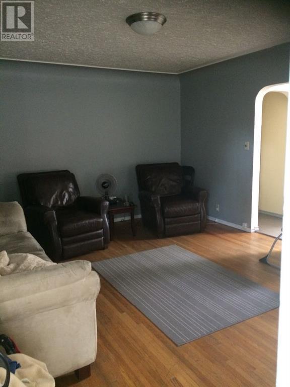 4707 46 Street, Camrose, Alberta  T4V 1G5 - Photo 2 - A2203718