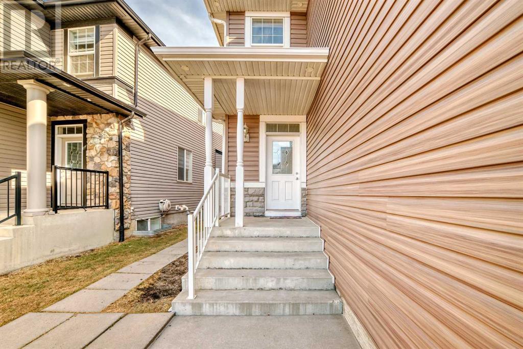 Property at 591 Taralake Way NE image 3