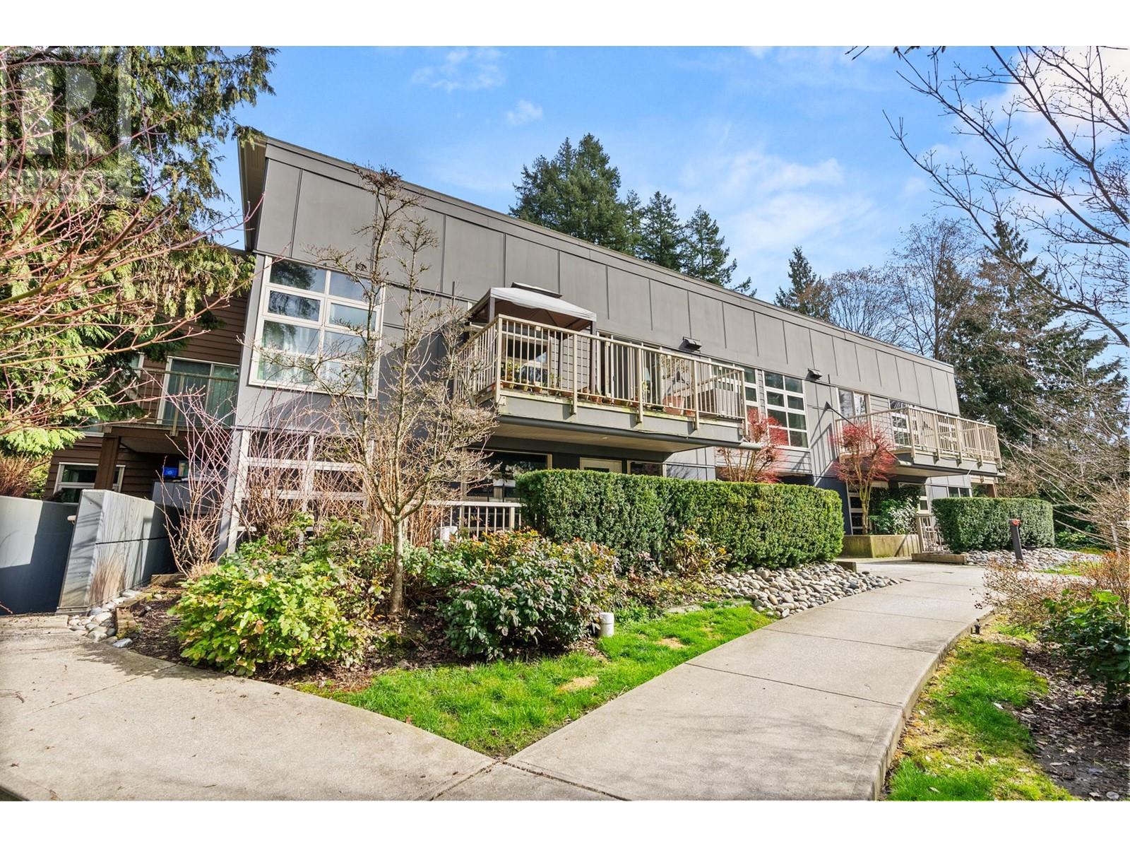 201 2832 CAPILANO ROAD, north vancouver, British Columbia