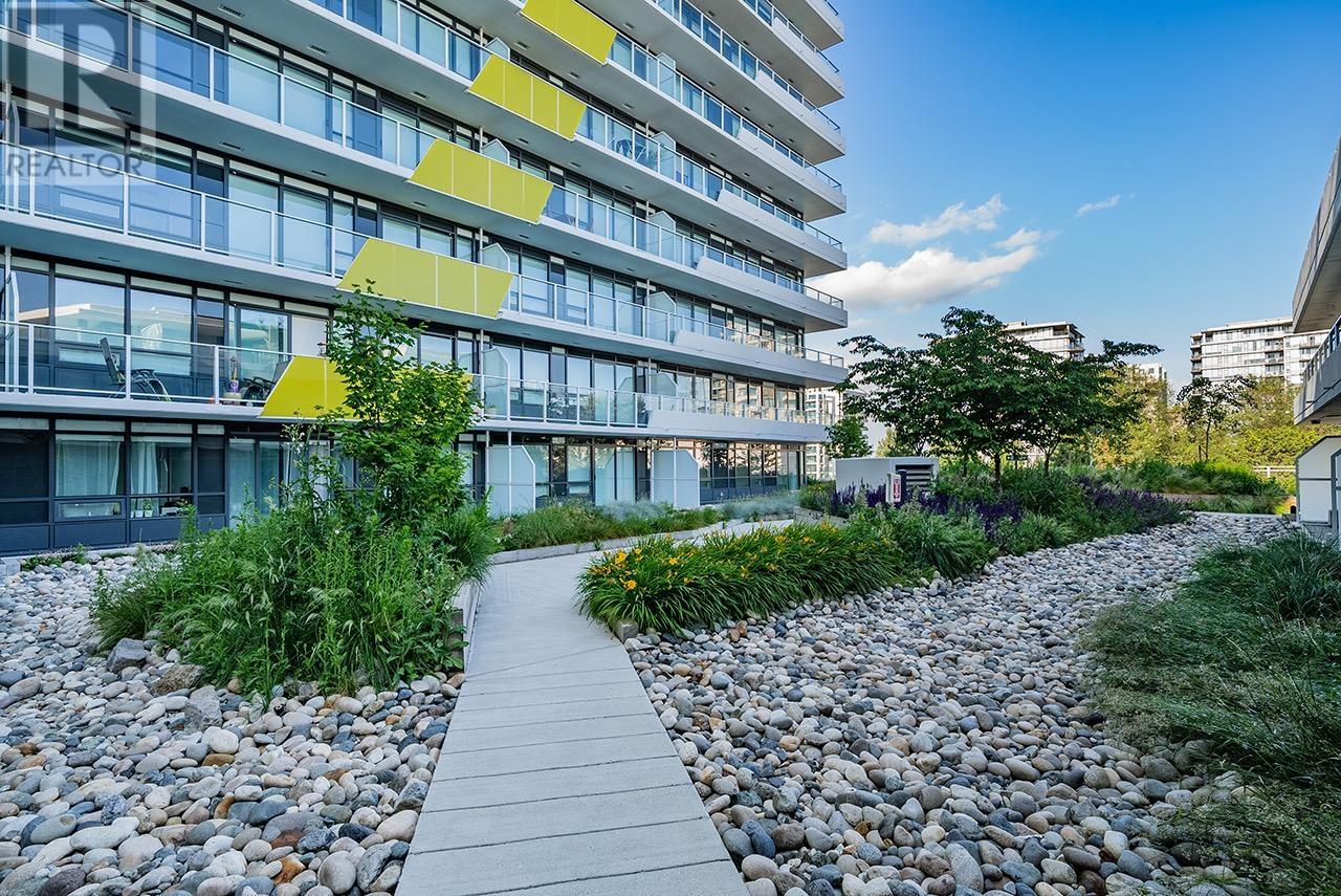 Listing Picture 16 of 23 : 307 5788 GILBERT ROAD, Richmond / 烈治文 - 魯藝地產 Yvonne Lu Group - MLS Medallion Club Member