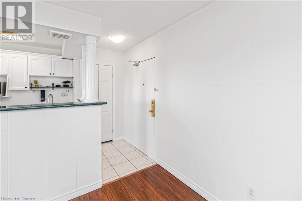 Property at 851 QUEENSTON Road Unit# 404 image 3