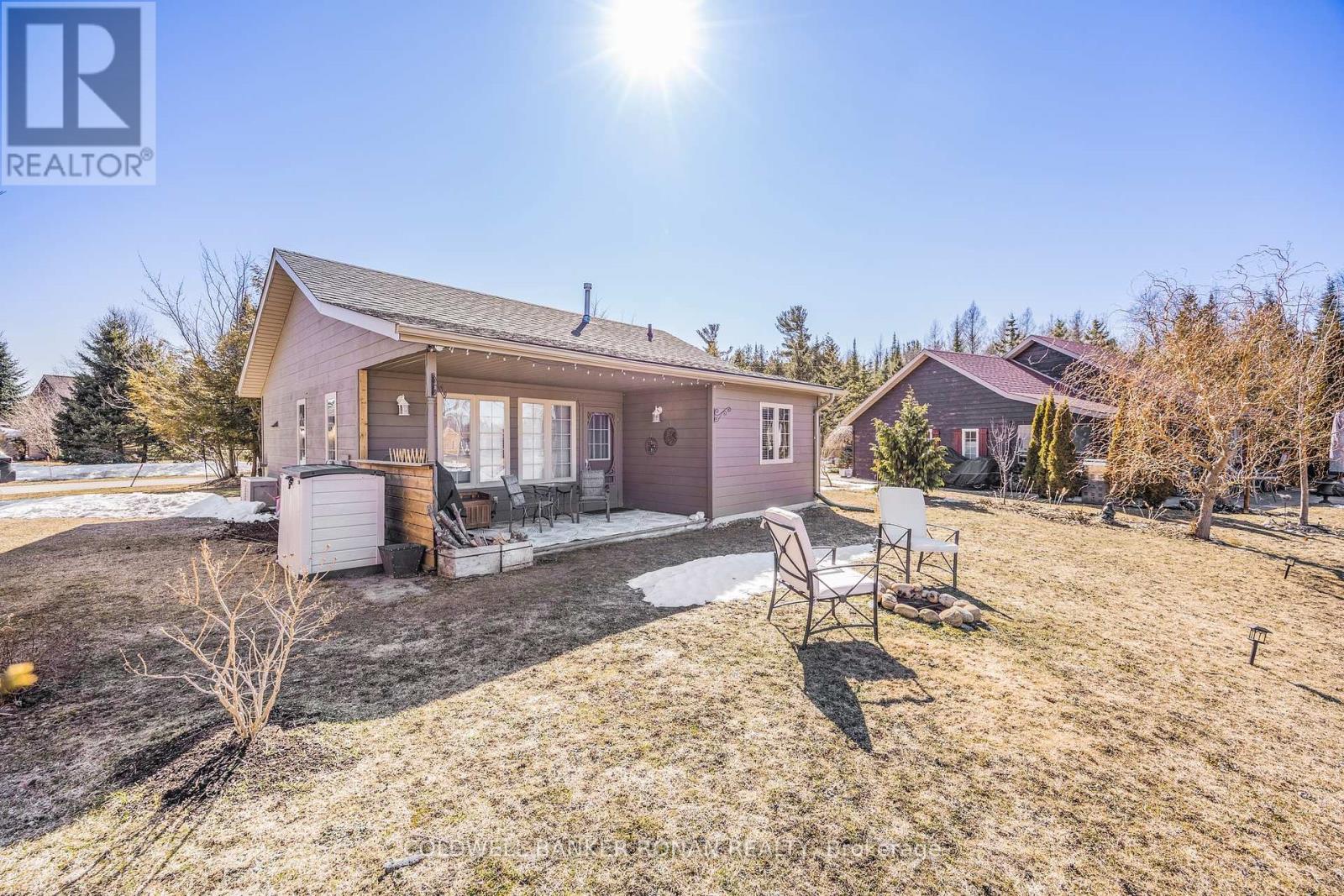 26 Cabin Crescent, Wasaga Beach, Ontario  L9Z 1X7 - Photo 26 - S12032513
