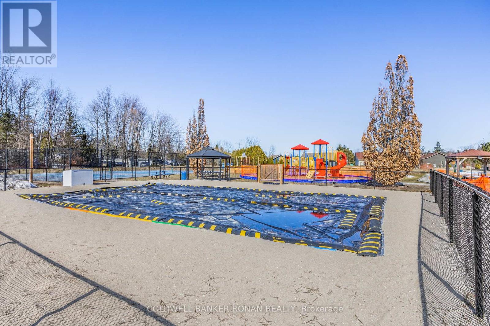 26 Cabin Crescent, Wasaga Beach, Ontario  L9Z 1X7 - Photo 42 - S12032513