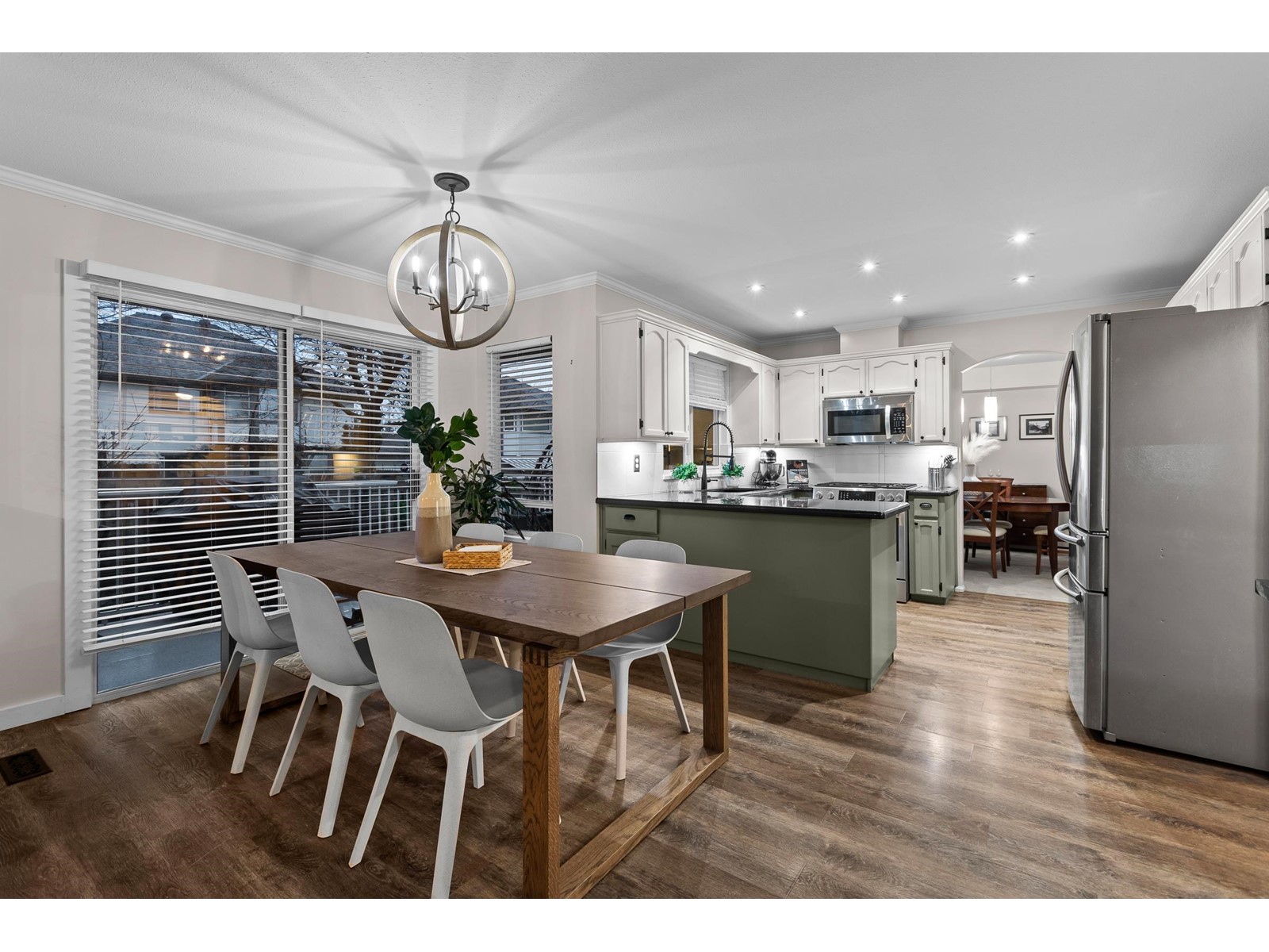 8484 215b Street, Langley, British Columbia  V1M 2K8 - Photo 12 - R2979944