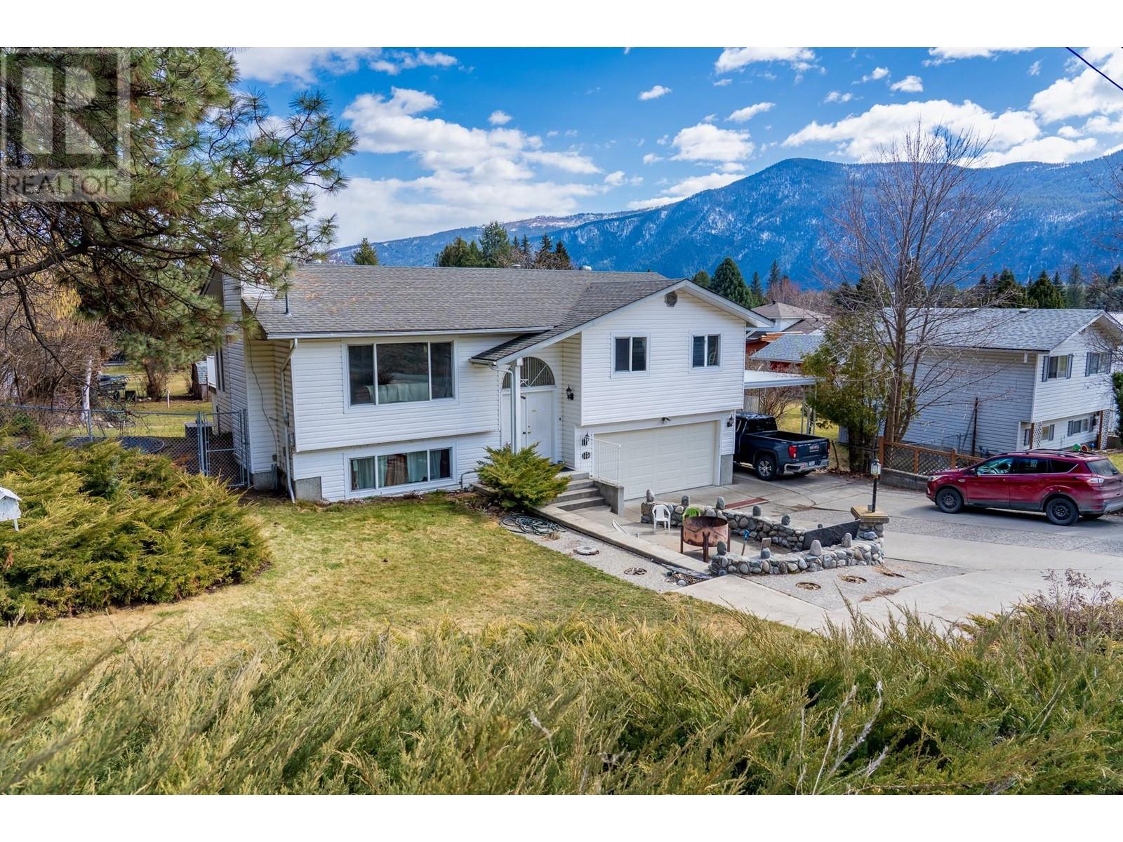 Property at 6846 Galena Avenue image 1