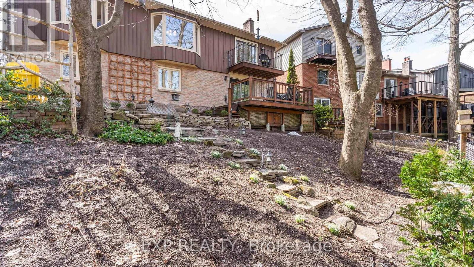 Photo 34 of 37 for 736 Griffith Street