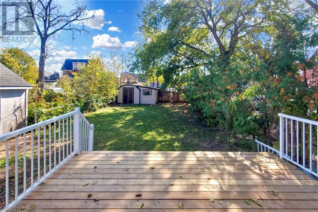 Photo 33 of 37 for 971 Ormsby Street