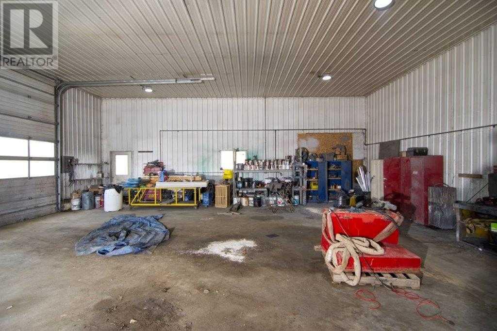 253058 Highway 817, Rural Wheatland County, Alberta  T1P 0V7 - Photo 10 - A2131367