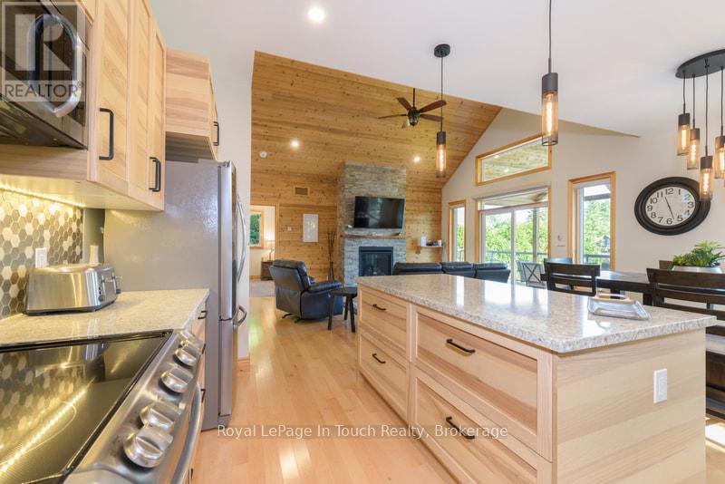 149 John Buchler Road, Georgian Bay (Baxter), Ontario  L0K 1S0 - Photo 18 - X12032615