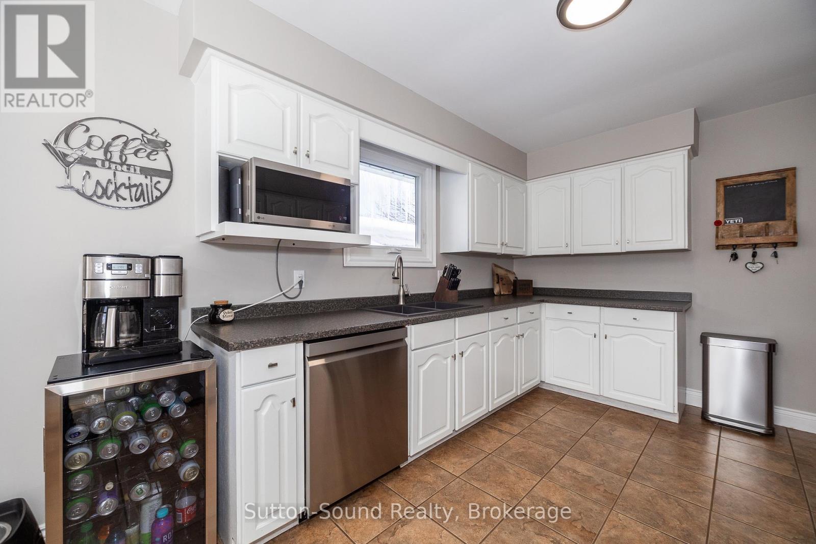 545 10th A Street W, Owen Sound, Ontario  N4K 3R7 - Photo 11 - X11954623