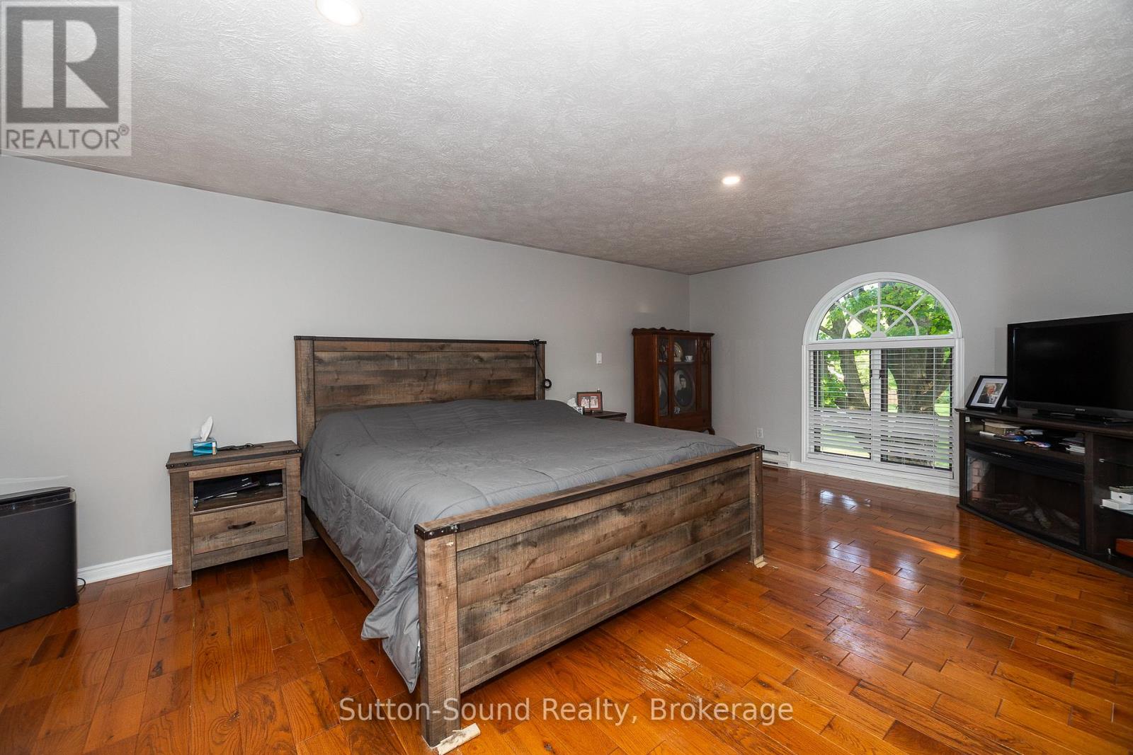 545 10th A Street W, Owen Sound, Ontario  N4K 3R7 - Photo 22 - X11954623