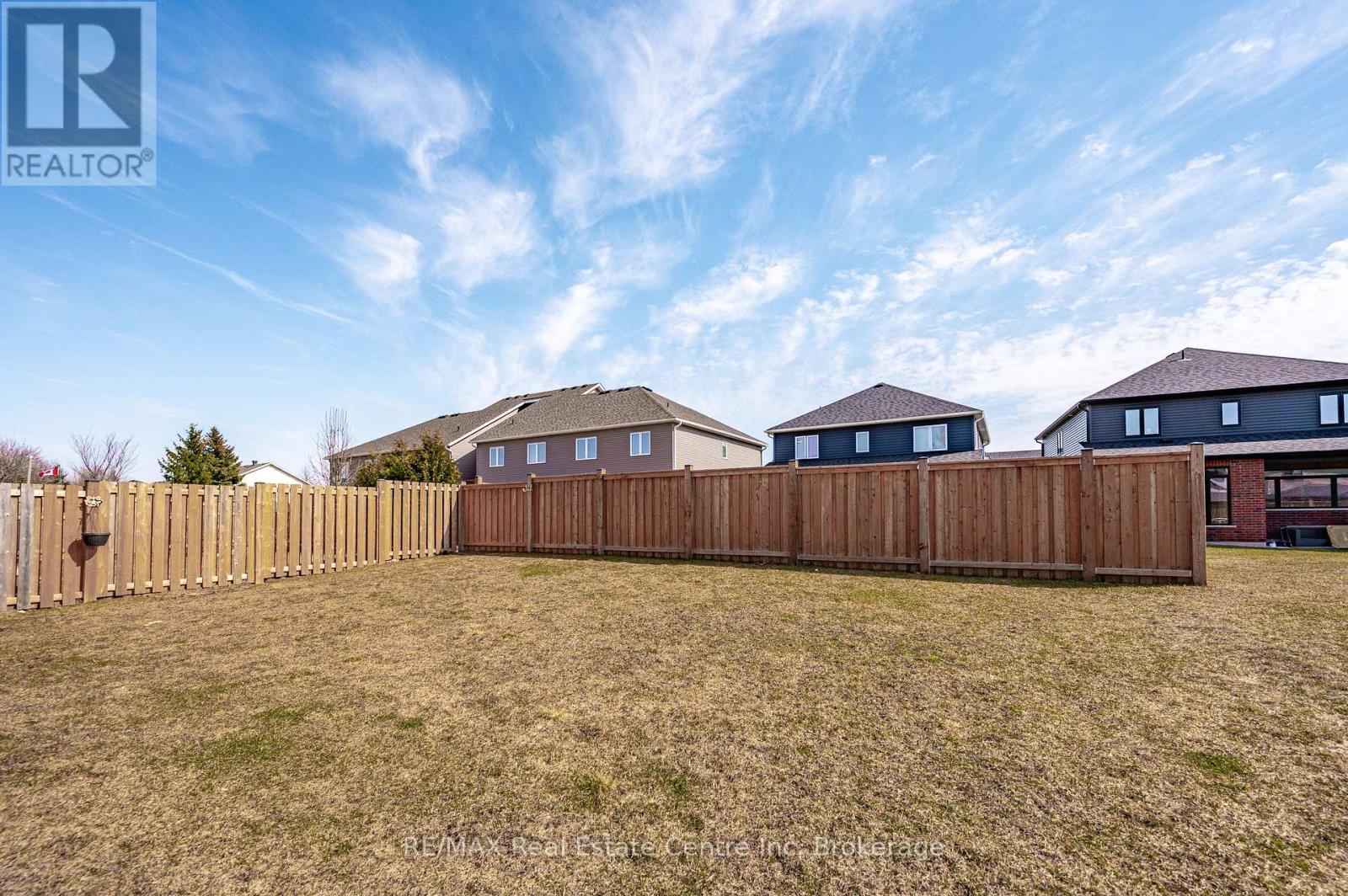 59 York Street E, Centre Wellington, Ontario  N0B 1S0 - Photo 16 - X12032661