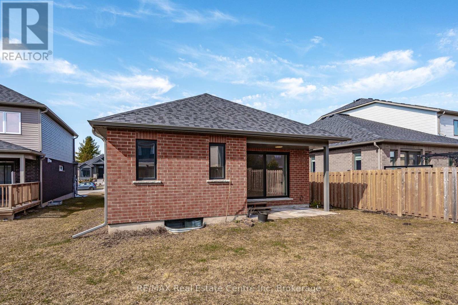 59 York Street E, Centre Wellington, Ontario  N0B 1S0 - Photo 24 - X12032661