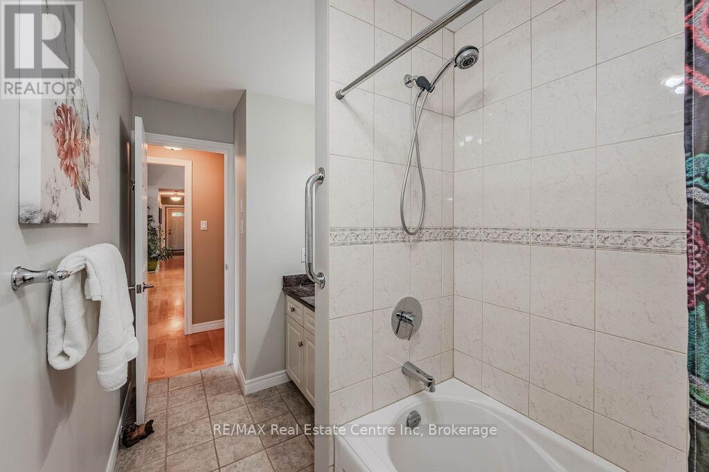 7568 Marden Road, Guelph/eramosa, Ontario  N1H 6J2 - Photo 23 - X12032711