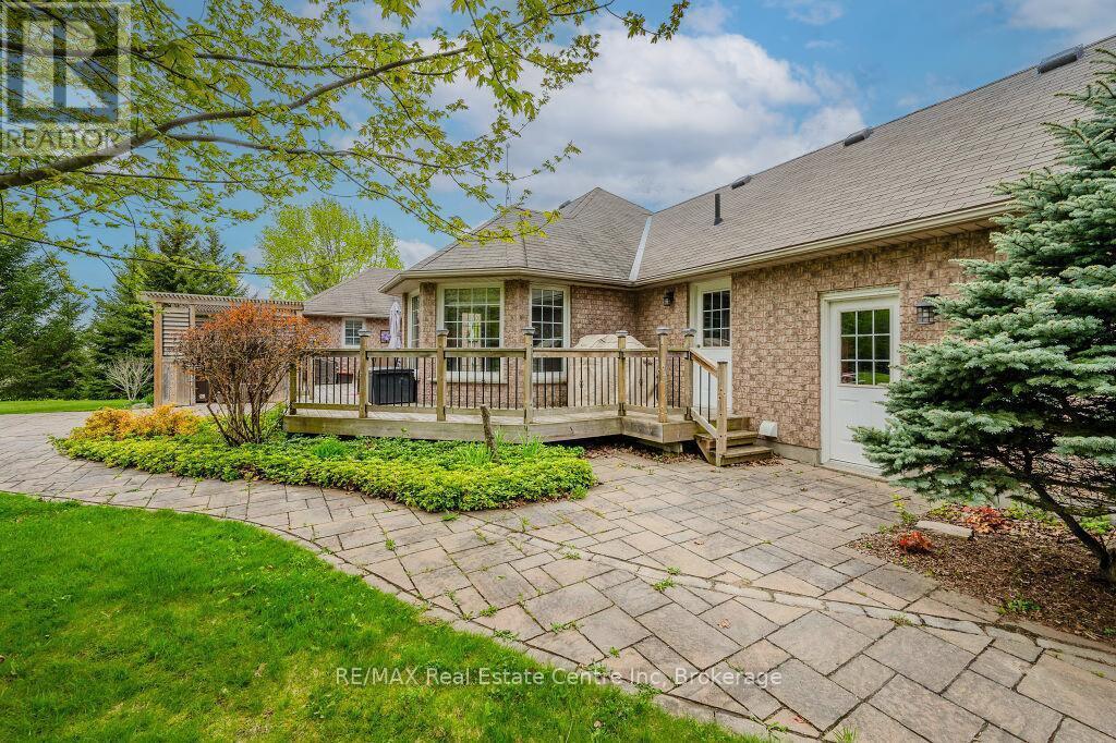 7568 Marden Road, Guelph/eramosa, Ontario  N1H 6J2 - Photo 30 - X12032711