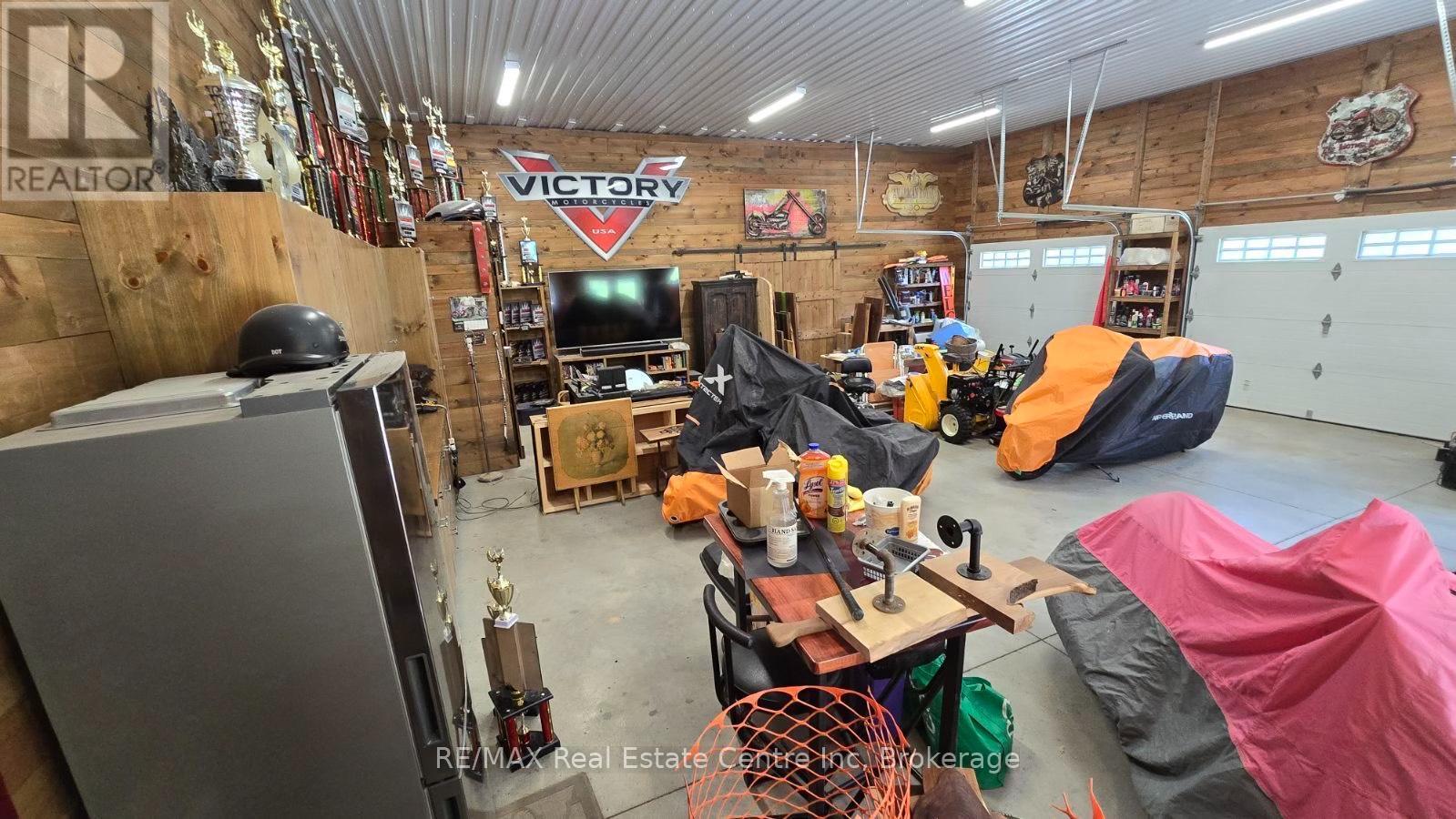 7568 Marden Road, Guelph/eramosa, Ontario  N1H 6J2 - Photo 5 - X12032711