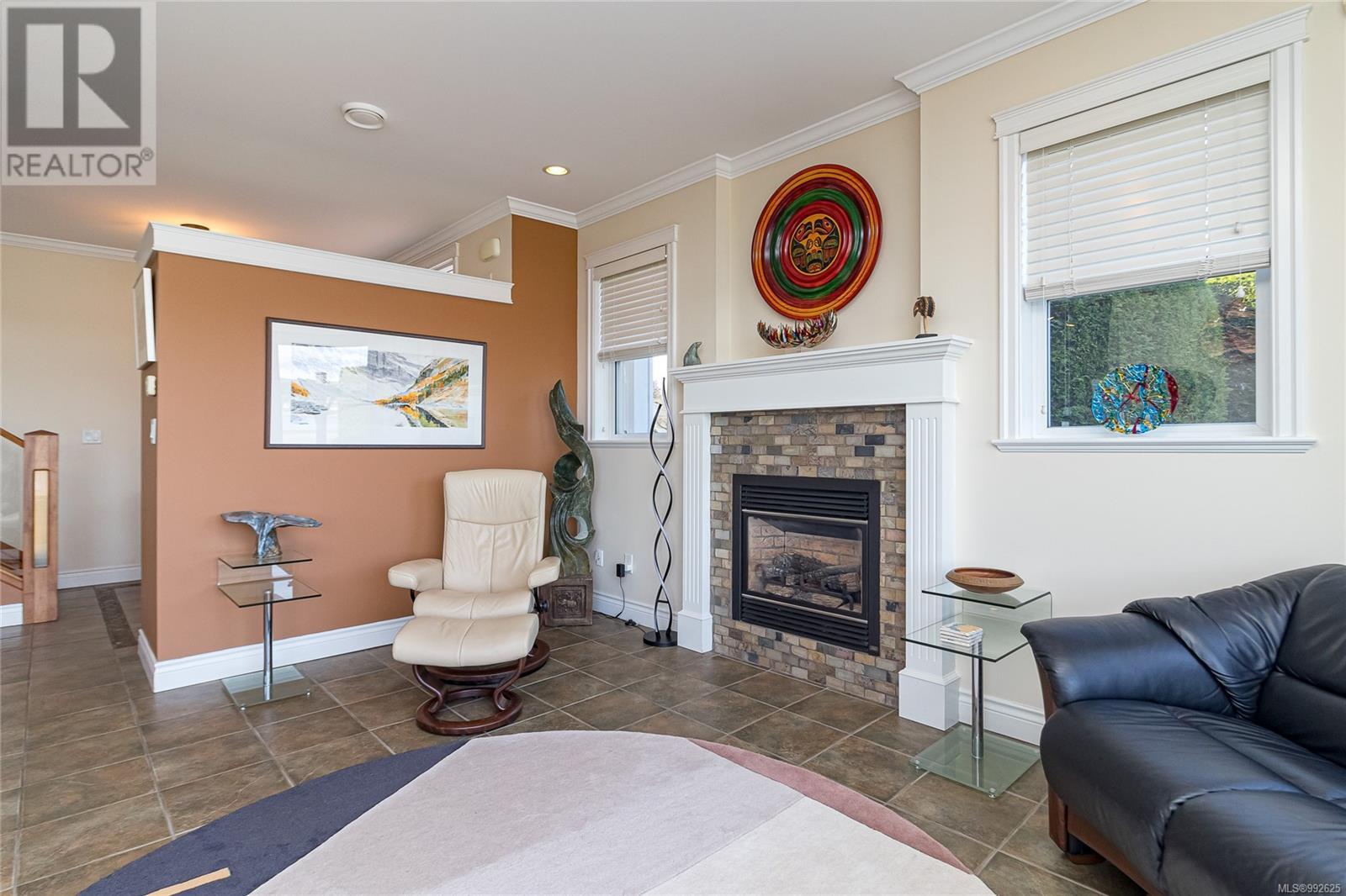 Property at 10239 Fifth St image 4