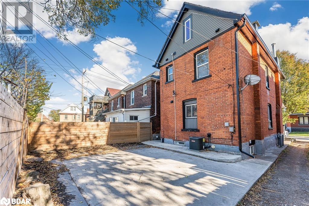 57 Stirton Street, Hamilton, Ontario  L8L 6E7 - Photo 34 - 40708600
