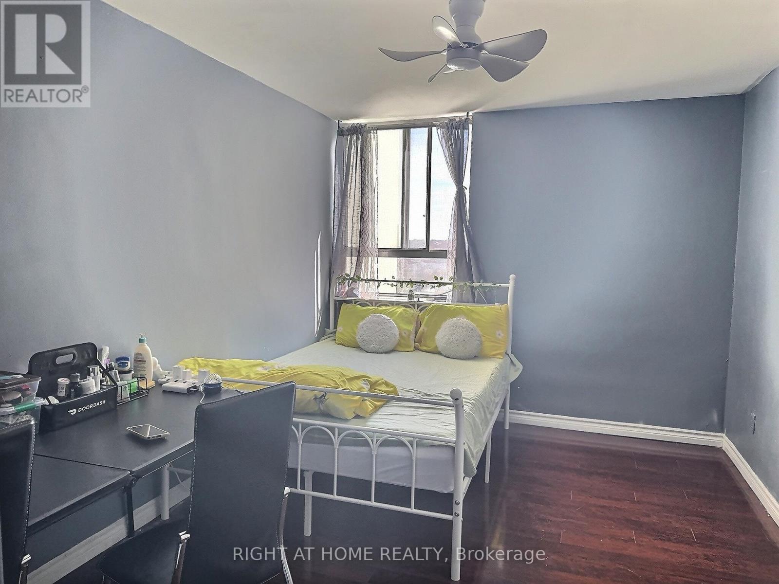 1202 - 1 Massey Square, Toronto, Ontario  M4C 5L4 - Photo 10 - E12032669