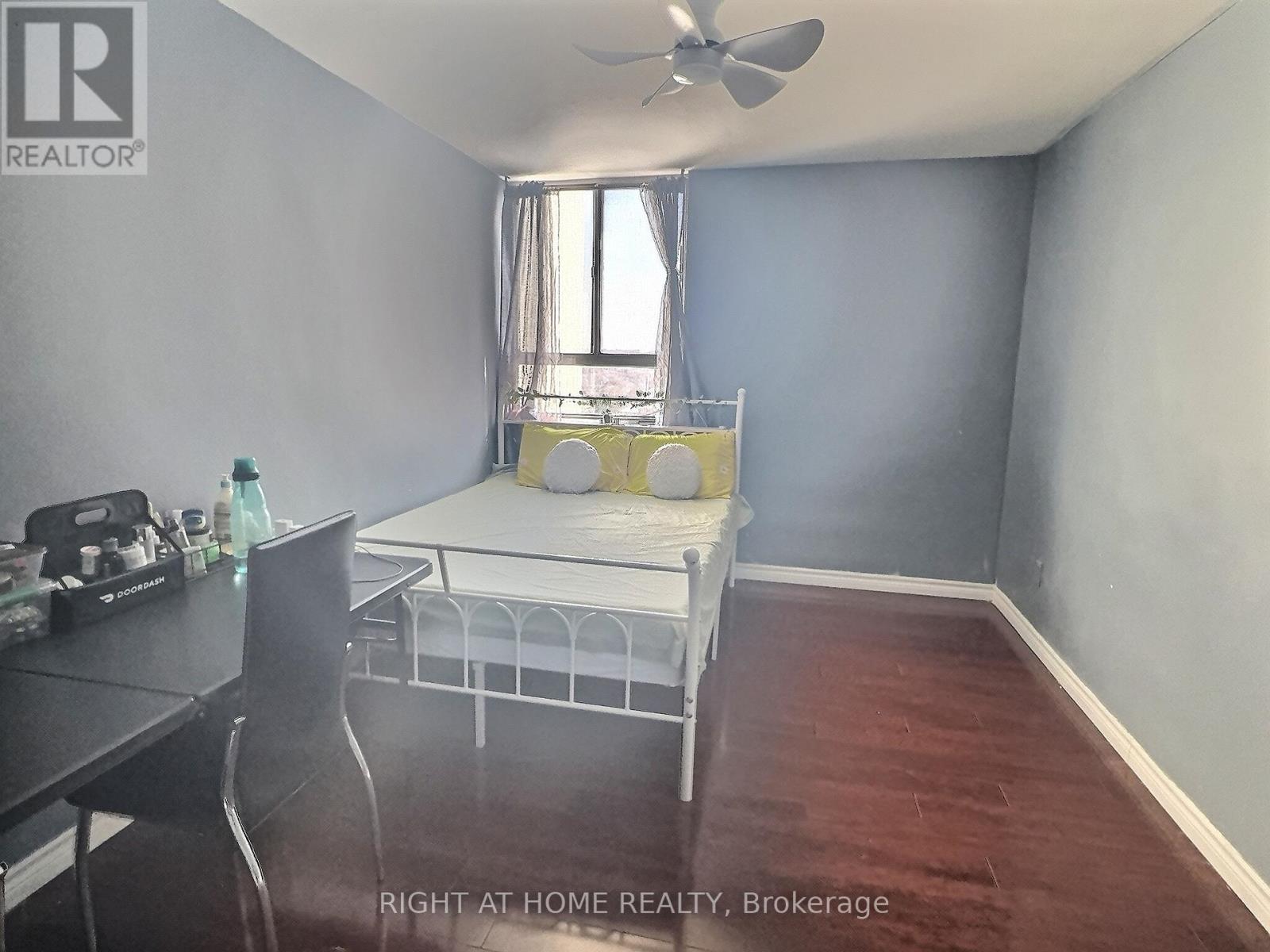 1202 - 1 Massey Square, Toronto, Ontario  M4C 5L4 - Photo 20 - E12032669