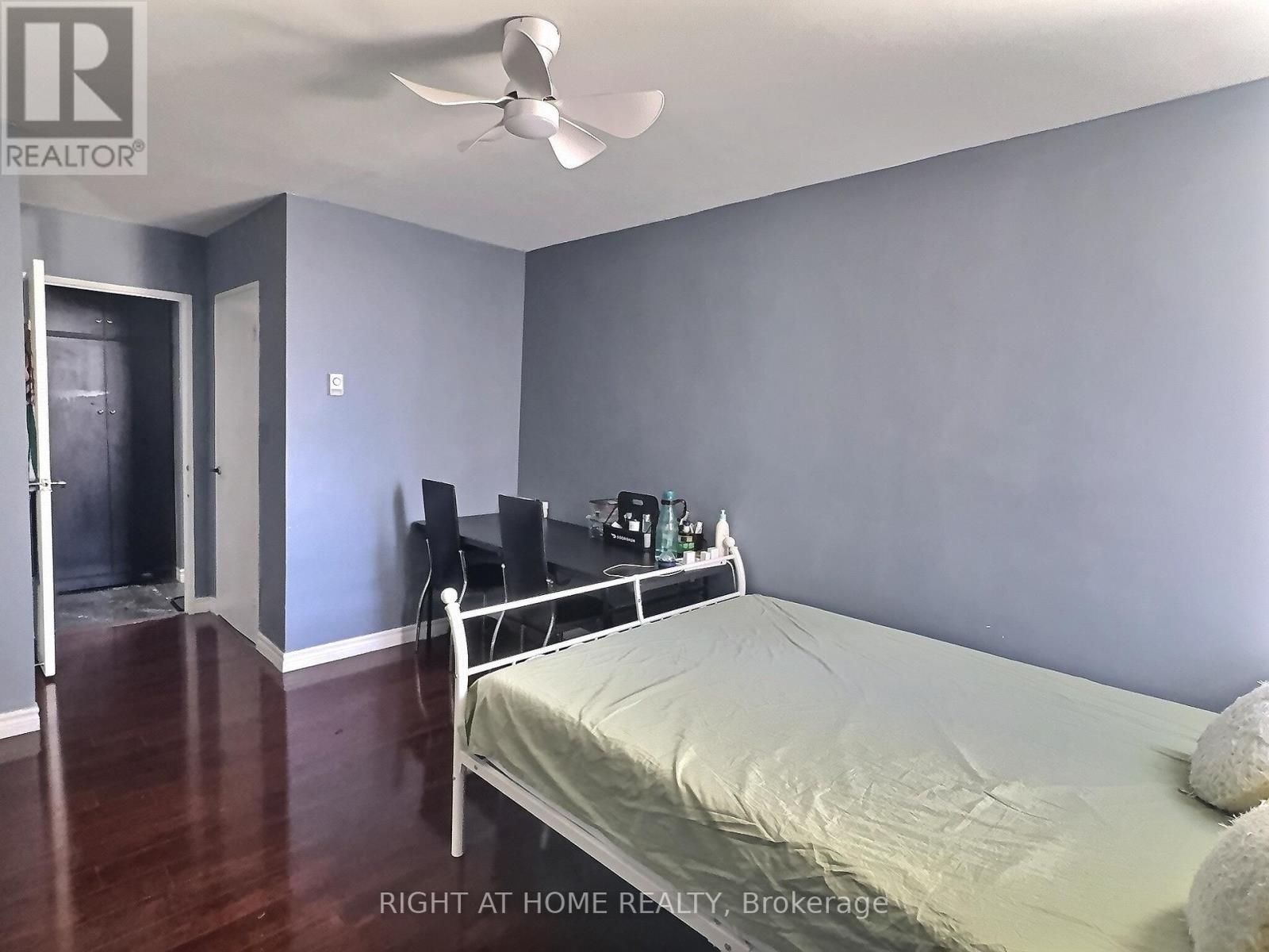 1202 - 1 Massey Square, Toronto, Ontario  M4C 5L4 - Photo 25 - E12032669