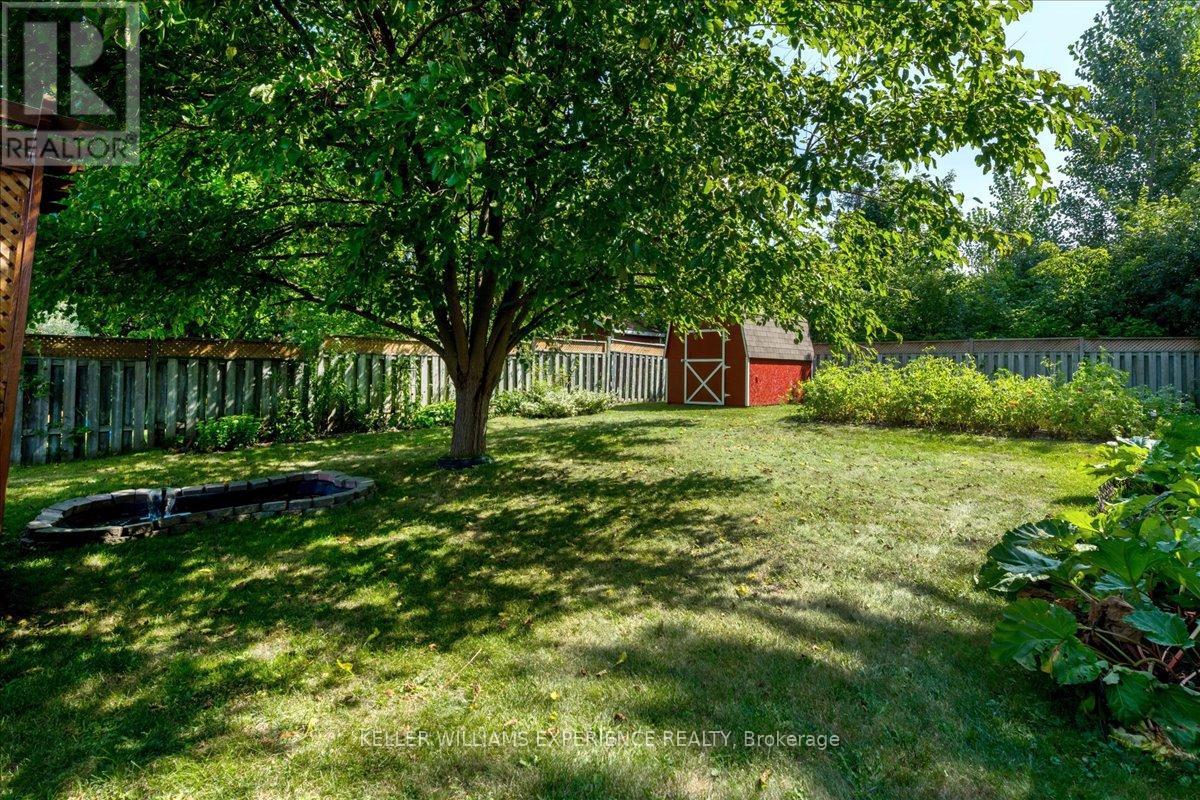 92 Hickling Trail, Barrie (Grove East), Ontario  L4M 5T3 - Photo 33 - S12032712