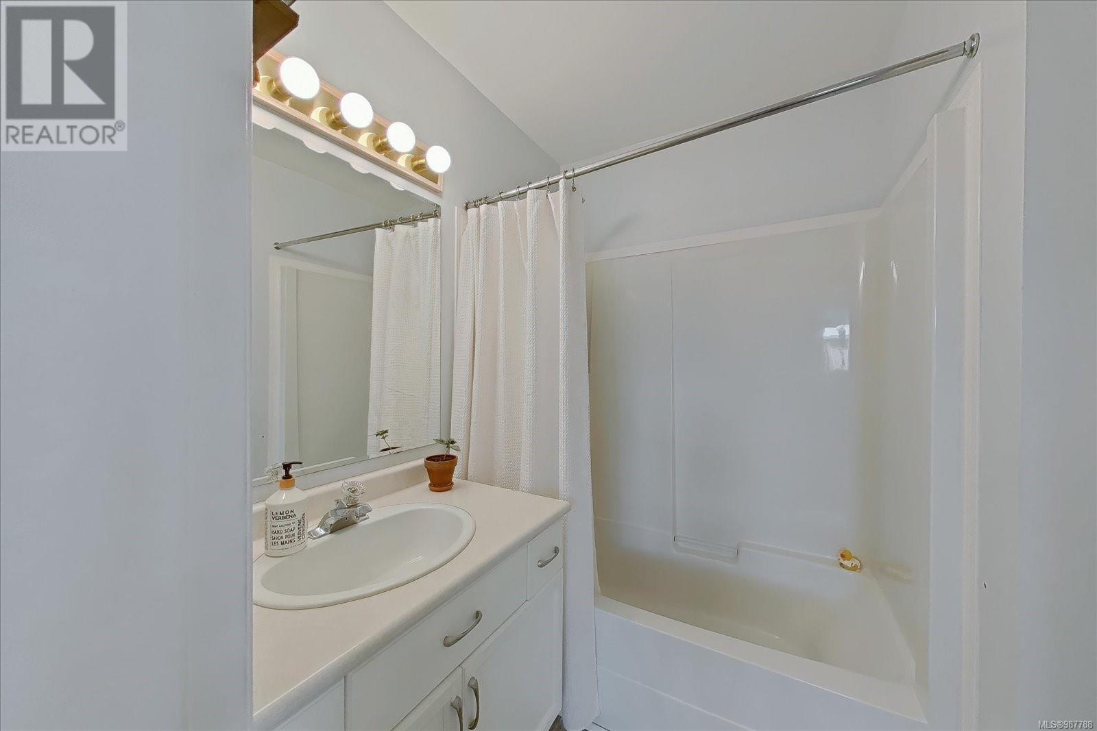 816 Kazan Ave, Parksville, British Columbia  V9P 2L9 - Photo 17 - 987788