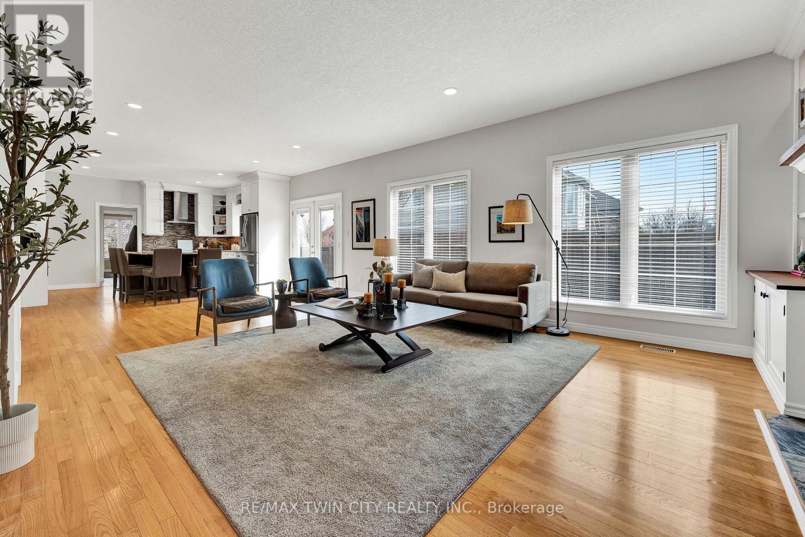 Property at 635 HONEYWOOD PLACE image 4