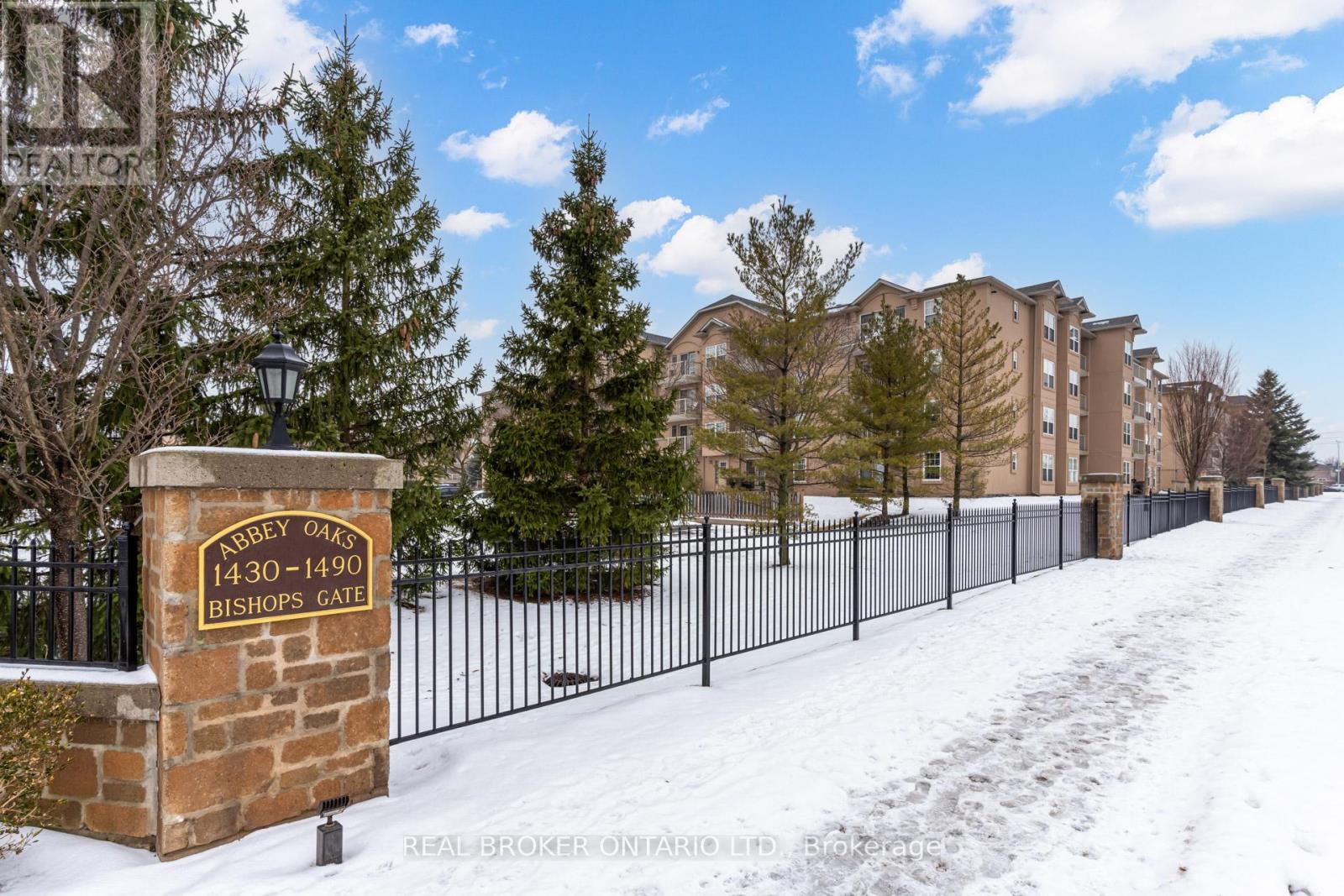 413 - 1460 Bishops Gate, Oakville, Ontario  L6M 4N5 - Photo 19 - W12032704