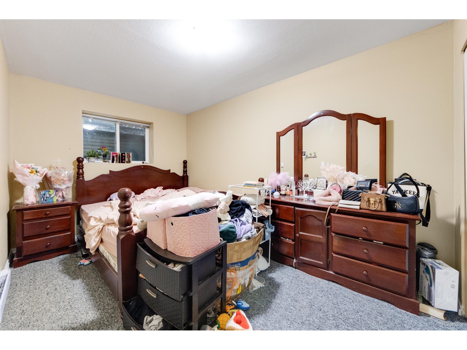 Property at 19650 73A AVENUE image 4