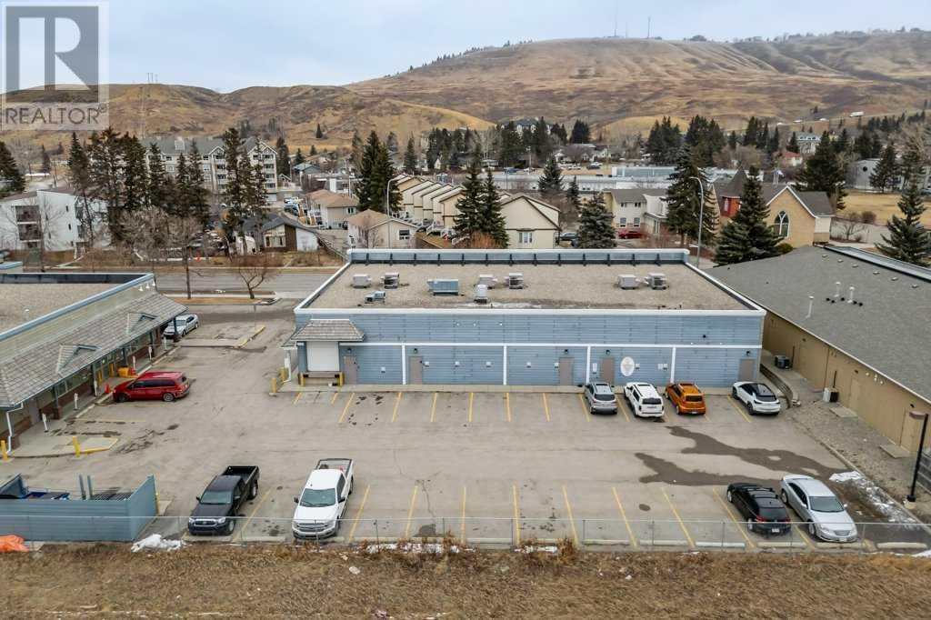 3, 185 First Street E, Cochrane, Alberta  T4C 1B1 - Photo 5 - A2203253