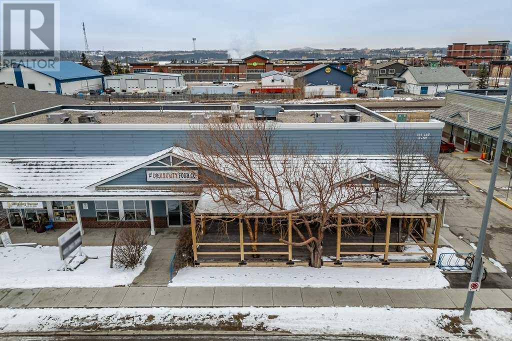 3, 185 First Street E, Cochrane, Alberta  T4C 1B1 - Photo 2 - A2203253