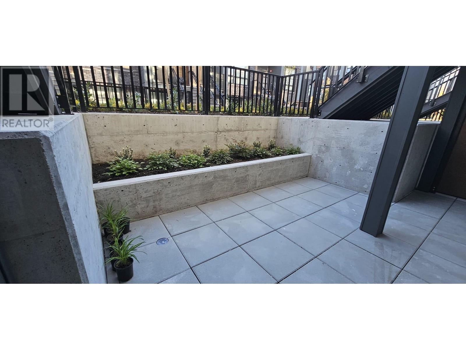 208 6085 Irmin Street, Burnaby, British Columbia  V5J 0J7 - Photo 13 - R2980296