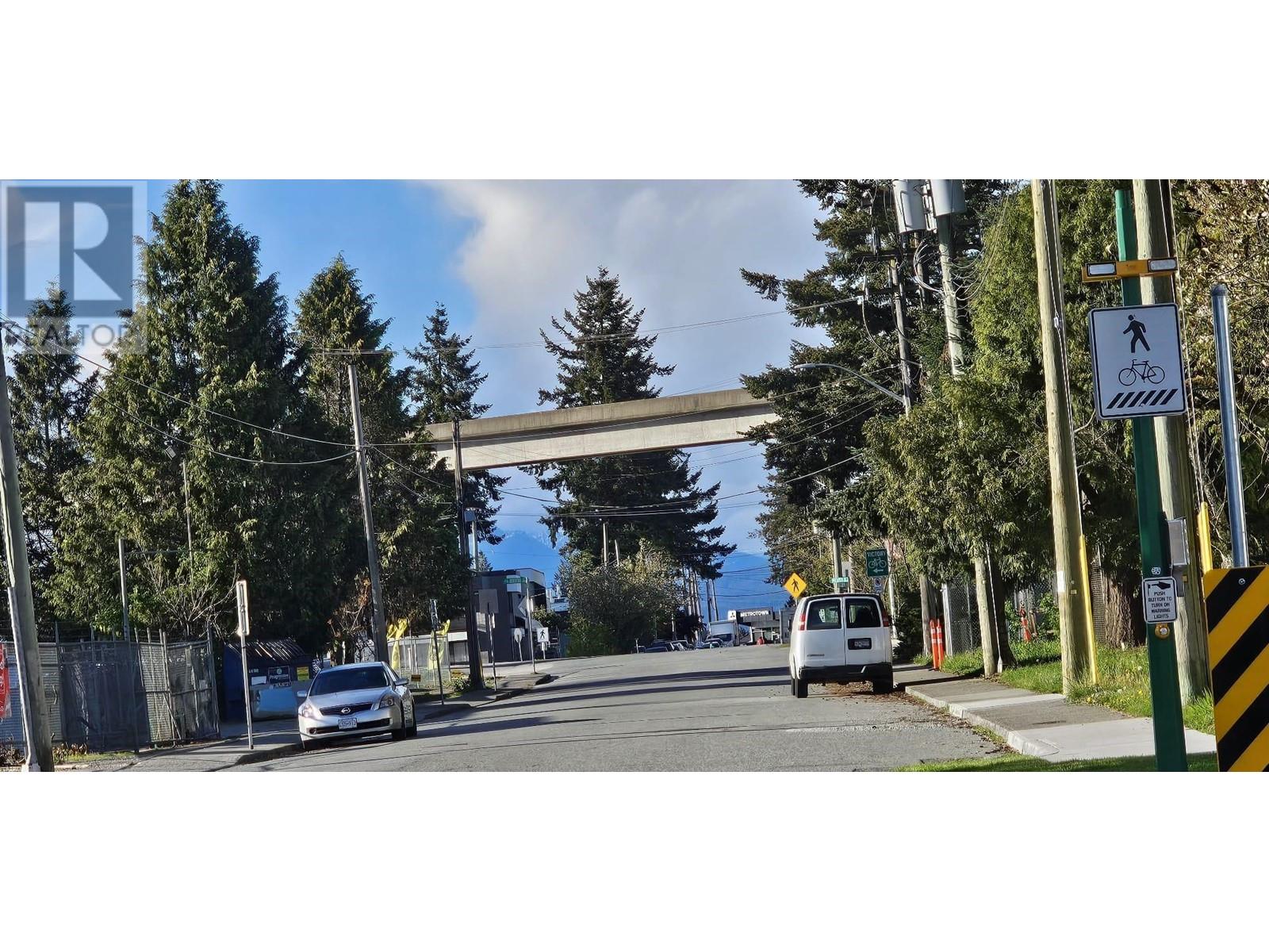 208 6085 Irmin Street, Burnaby, British Columbia  V5J 0J7 - Photo 18 - R2980296