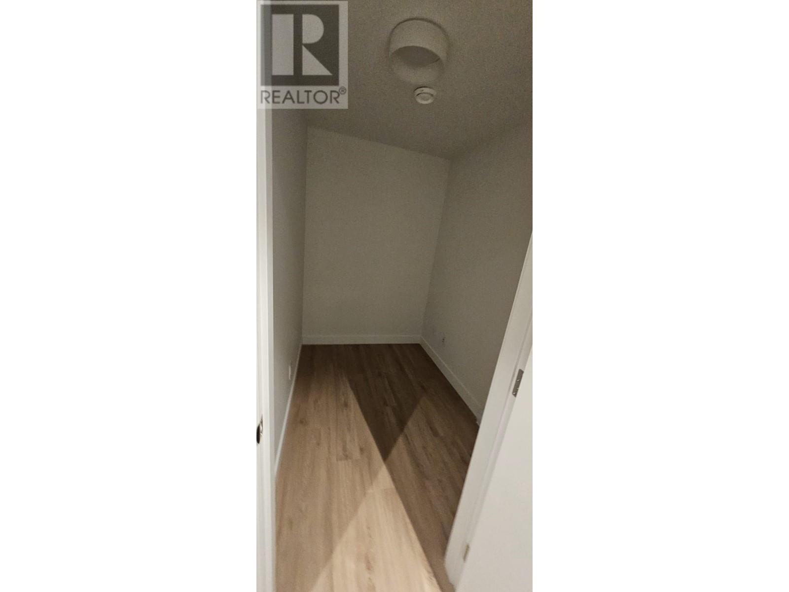 208 6085 Irmin Street, Burnaby, British Columbia  V5J 0J7 - Photo 11 - R2980296