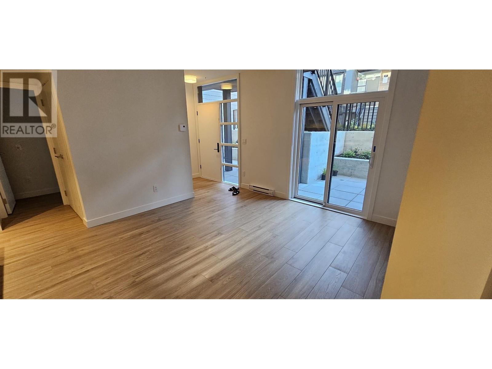 208 6085 Irmin Street, Burnaby, British Columbia  V5J 0J7 - Photo 6 - R2980296
