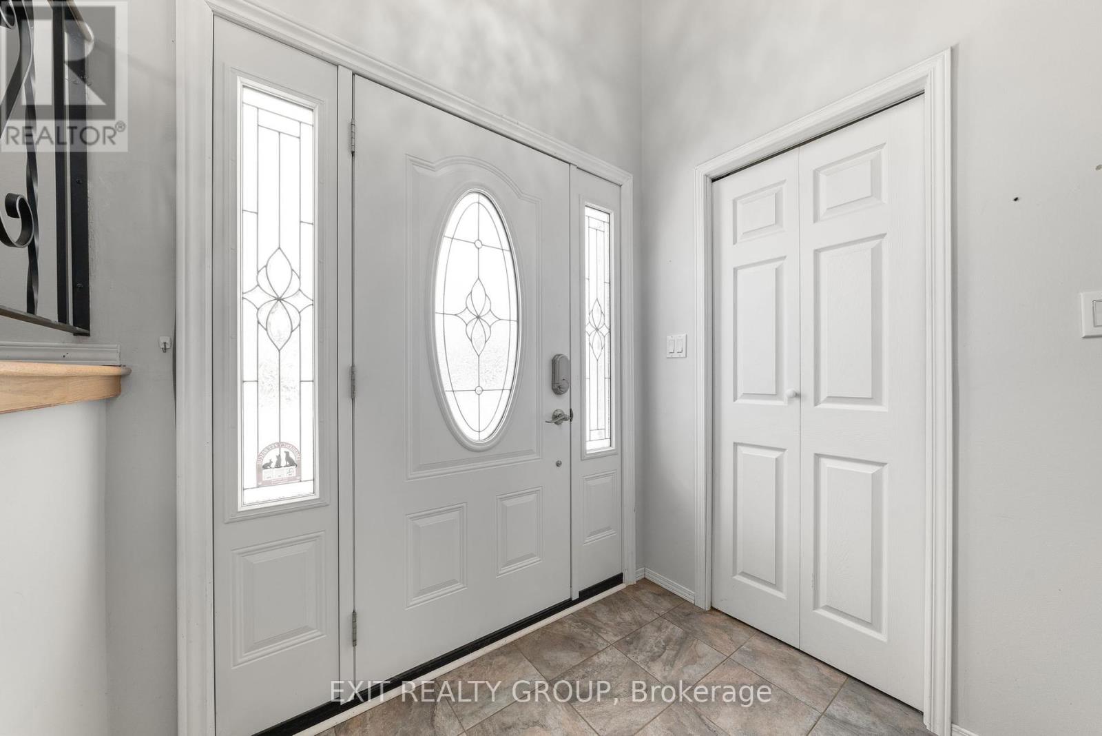 Property at 37 GLENN DRIVE image 2