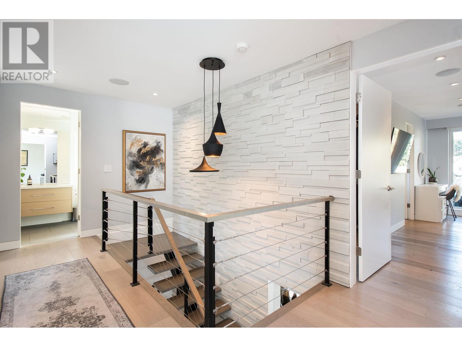 2725 Lyndene Road, North Vancouver, British Columbia  V7R 1E2 - Photo 21 - R2972787