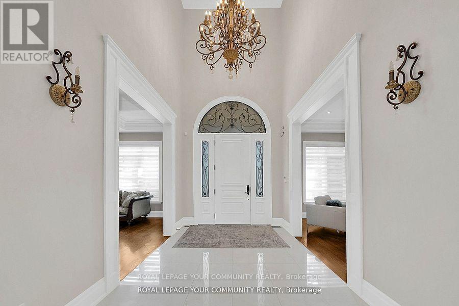 76 Elm Grove Avenue, Richmond Hill, Ontario  L4E 2W8 - Photo 10 - N12032745