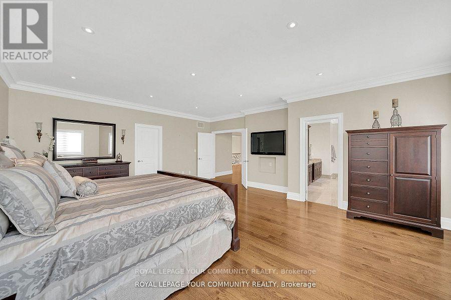 76 Elm Grove Avenue, Richmond Hill, Ontario  L4E 2W8 - Photo 21 - N12032745