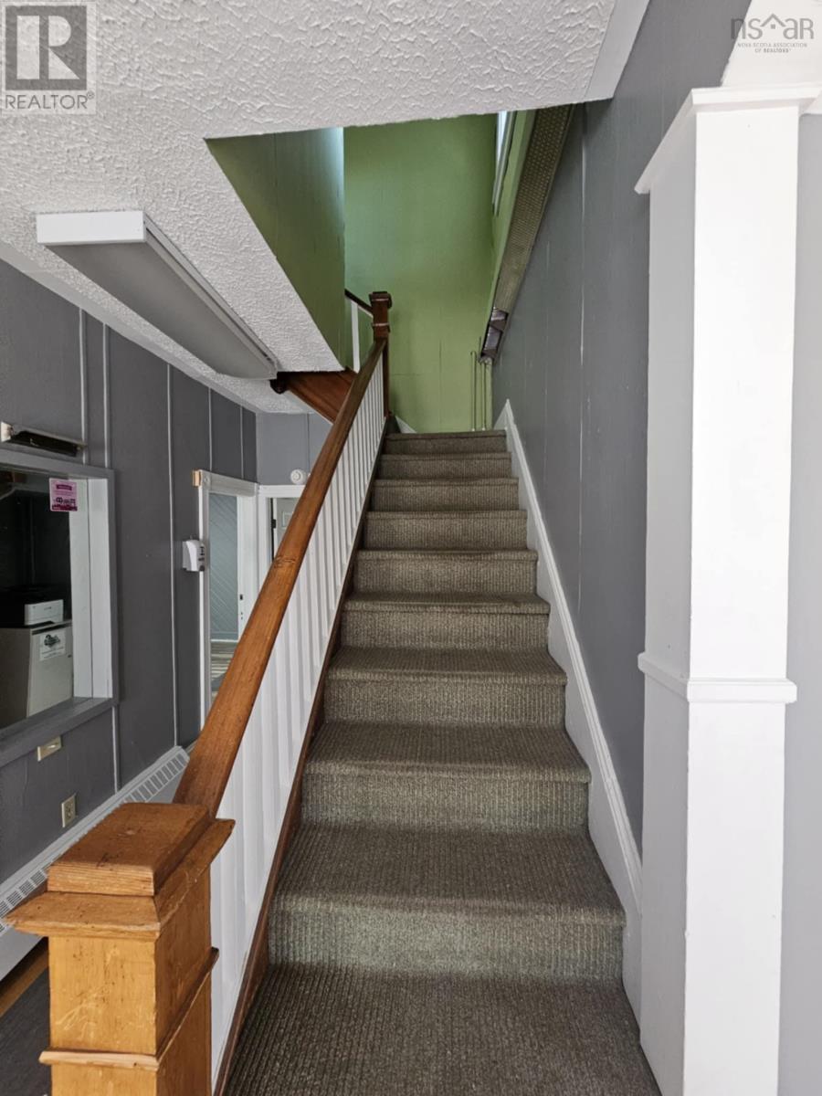 92 Pierce Street, North Sydney, Nova Scotia  B2A 2W7 - Photo 9 - 202505438