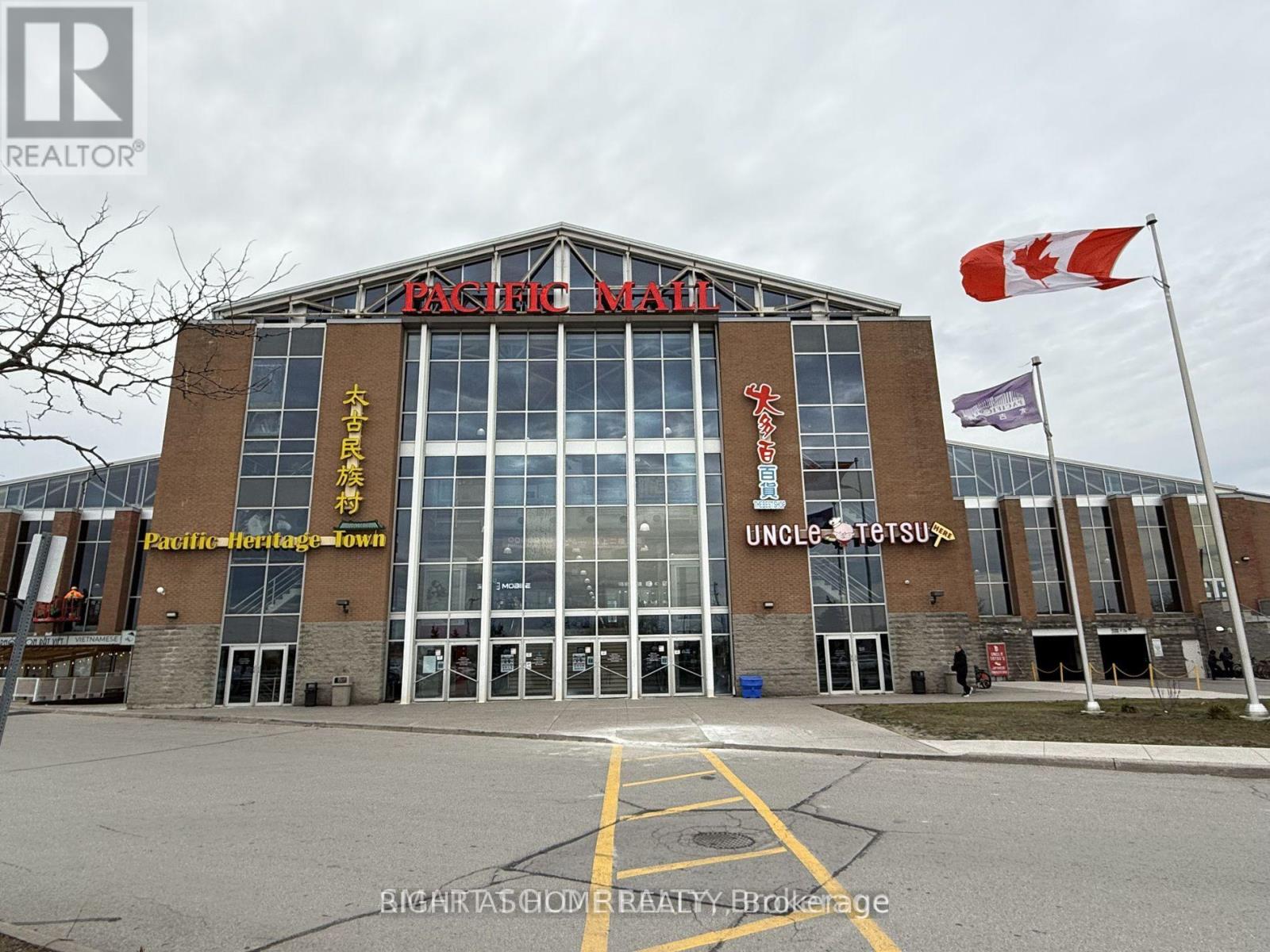 Property at E50 - 4300 STEELES AVENUE E image