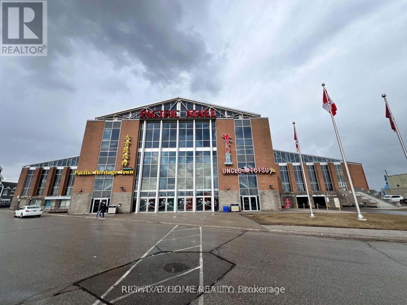 Property at E50 - 4300 STEELES AVENUE E image