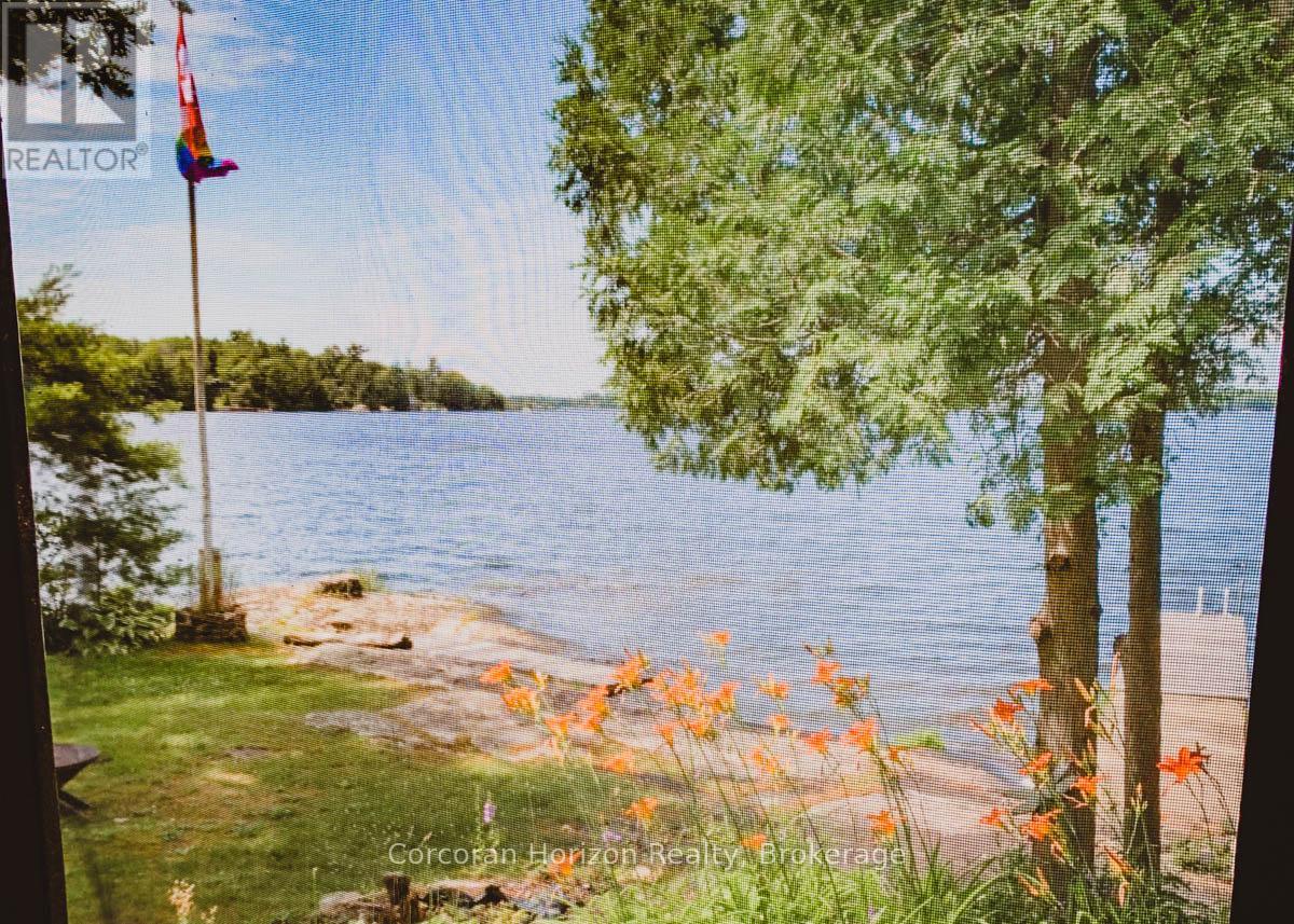 61 Arts Lane W, Georgian Bay, Ontario  L0K 1S0 - Photo 11 - X12032795