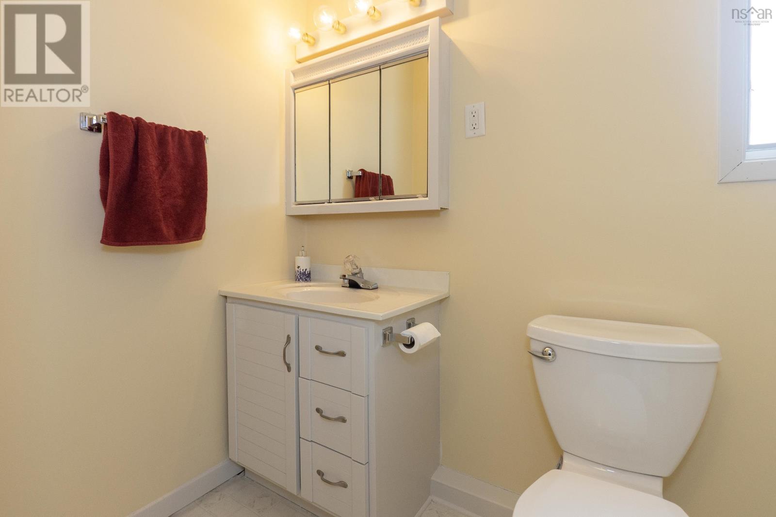 41 Prince William Street, Oxford, Nova Scotia  B0M 1P0 - Photo 12 - 202505439