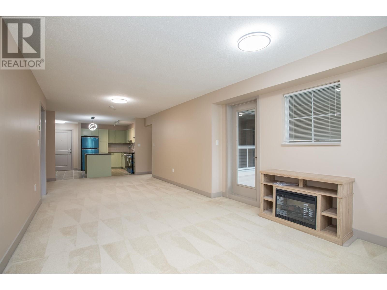 202 19673 Meadow Gardens Way, Pitt Meadows, British Columbia  V3Y 0A1 - Photo 8 - R2970302