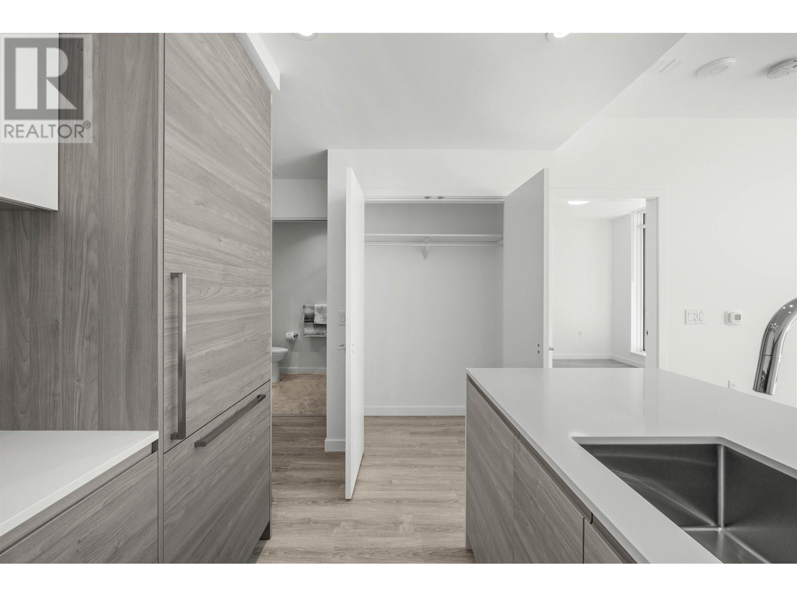 1905 660 Quayside Drive, New Westminster, British Columbia  V3M 0P1 - Photo 6 - R2979544