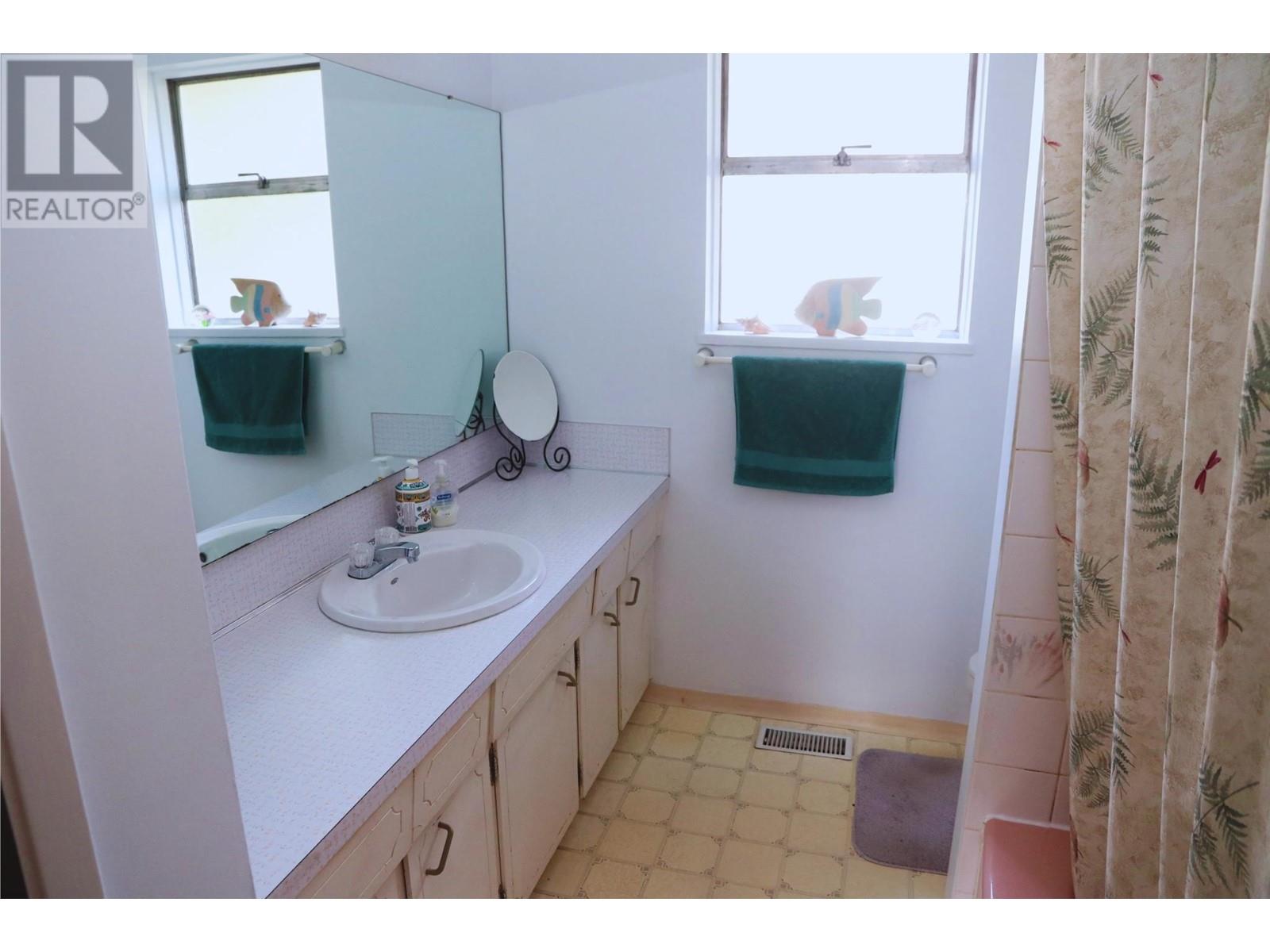 2125 Boulevard Crescent, North Vancouver, British Columbia  V7L 3Y9 - Photo 13 - R2973107