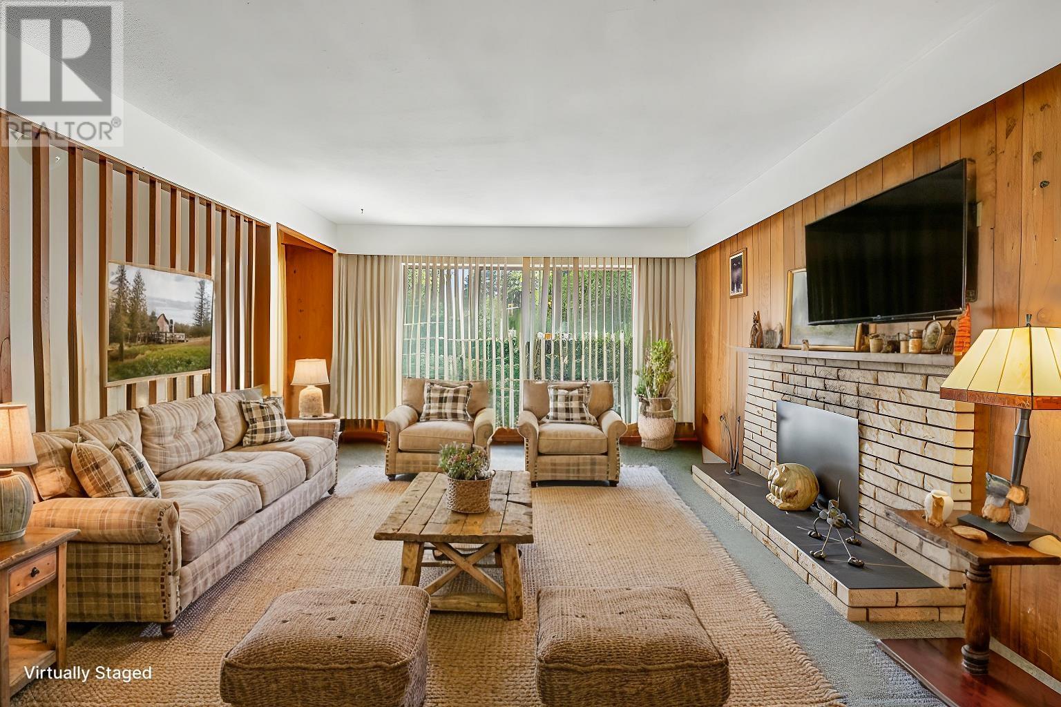 Property at 2125 BOULEVARD CRESCENT image 1
